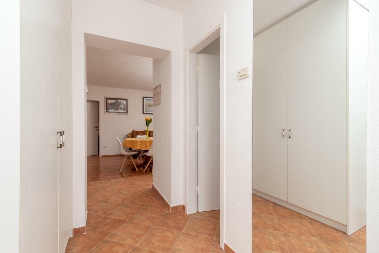Apartment Dinka Trogir Exterior photo