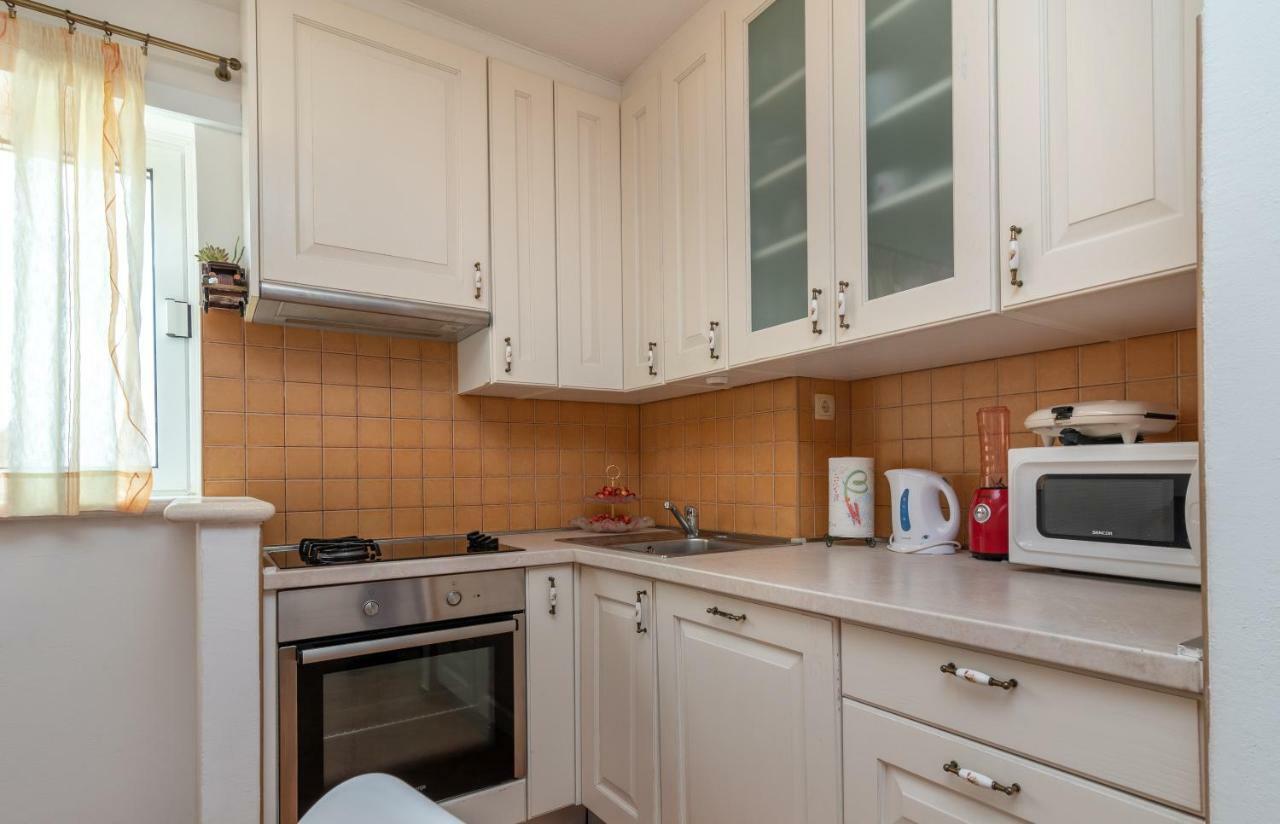 Apartment Dinka Trogir Exterior photo