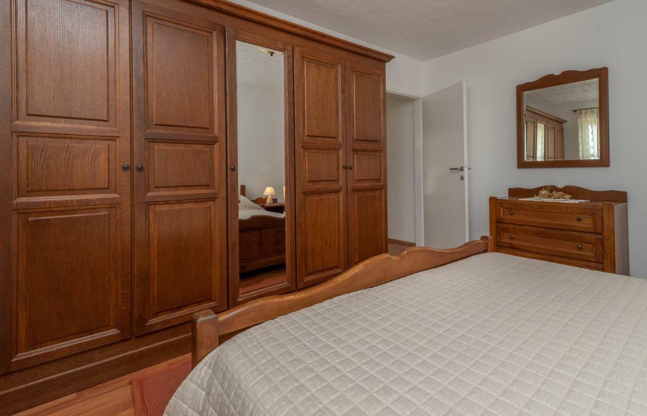 Apartment Dinka Trogir Exterior photo